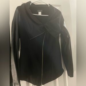 Venus cowl neck zip up sweater with faux leather. New without tags. Size medium.